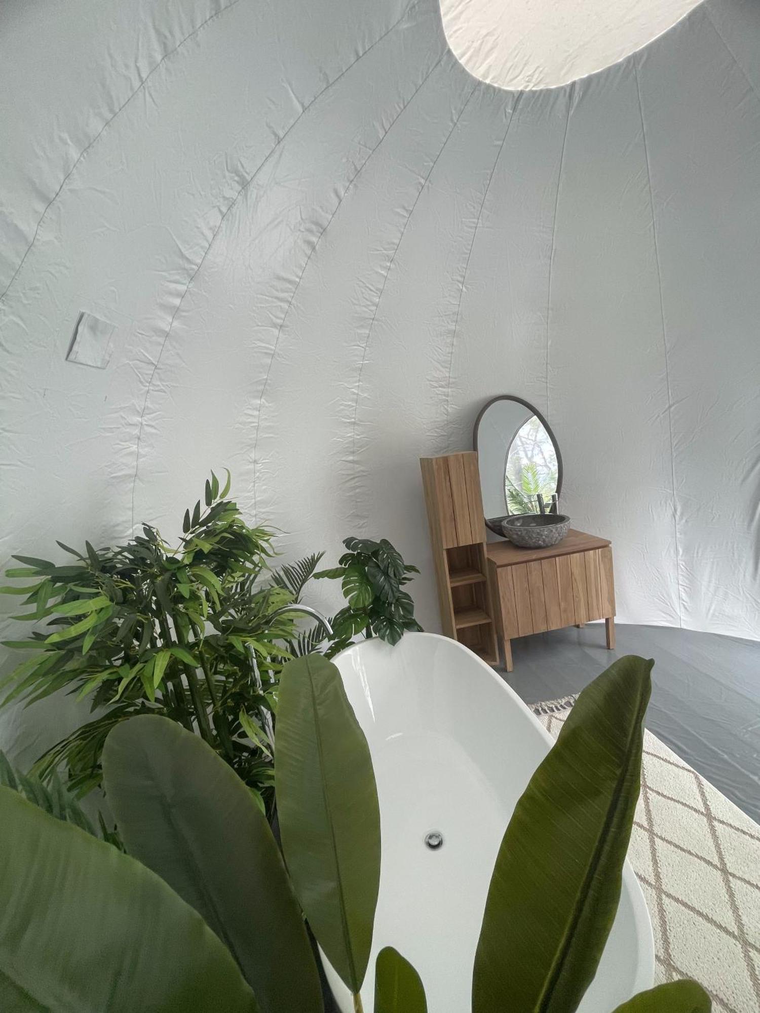 La Bulle Perchee De Chantilly Gouvieux Zewnętrze zdjęcie